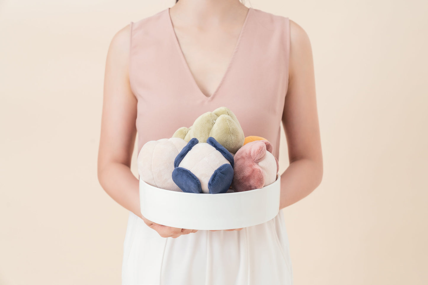 Paradise Pet Toy - Anemone | Calming Plush Enrichment Toy with Squeaker & Treat Pocket